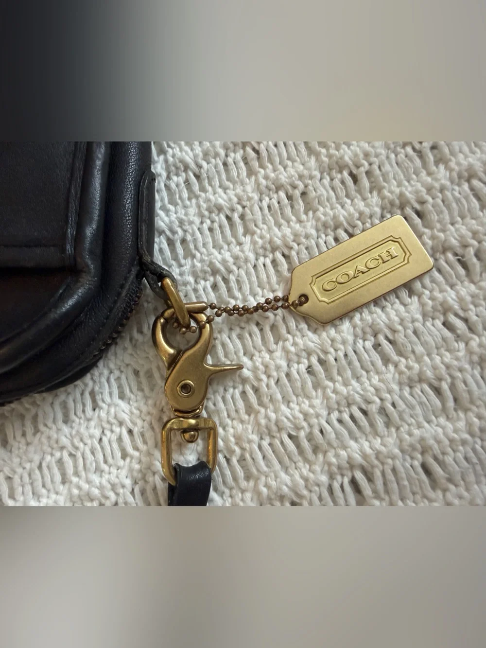Authentic Vintage Coach 9925 Carnival Black Leather Crossbody Bag Gold Hardwear